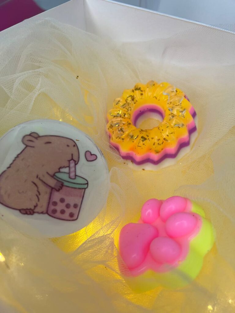 Створення мила, творчий набір на майстер-класі Творча Мозаїка