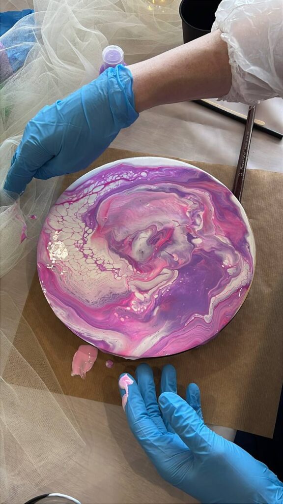 Майстер-клас флюід арт від Творчої мозаїки